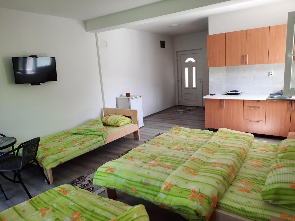 Apartmani Vila Na Drini Фоча Екстер'єр фото