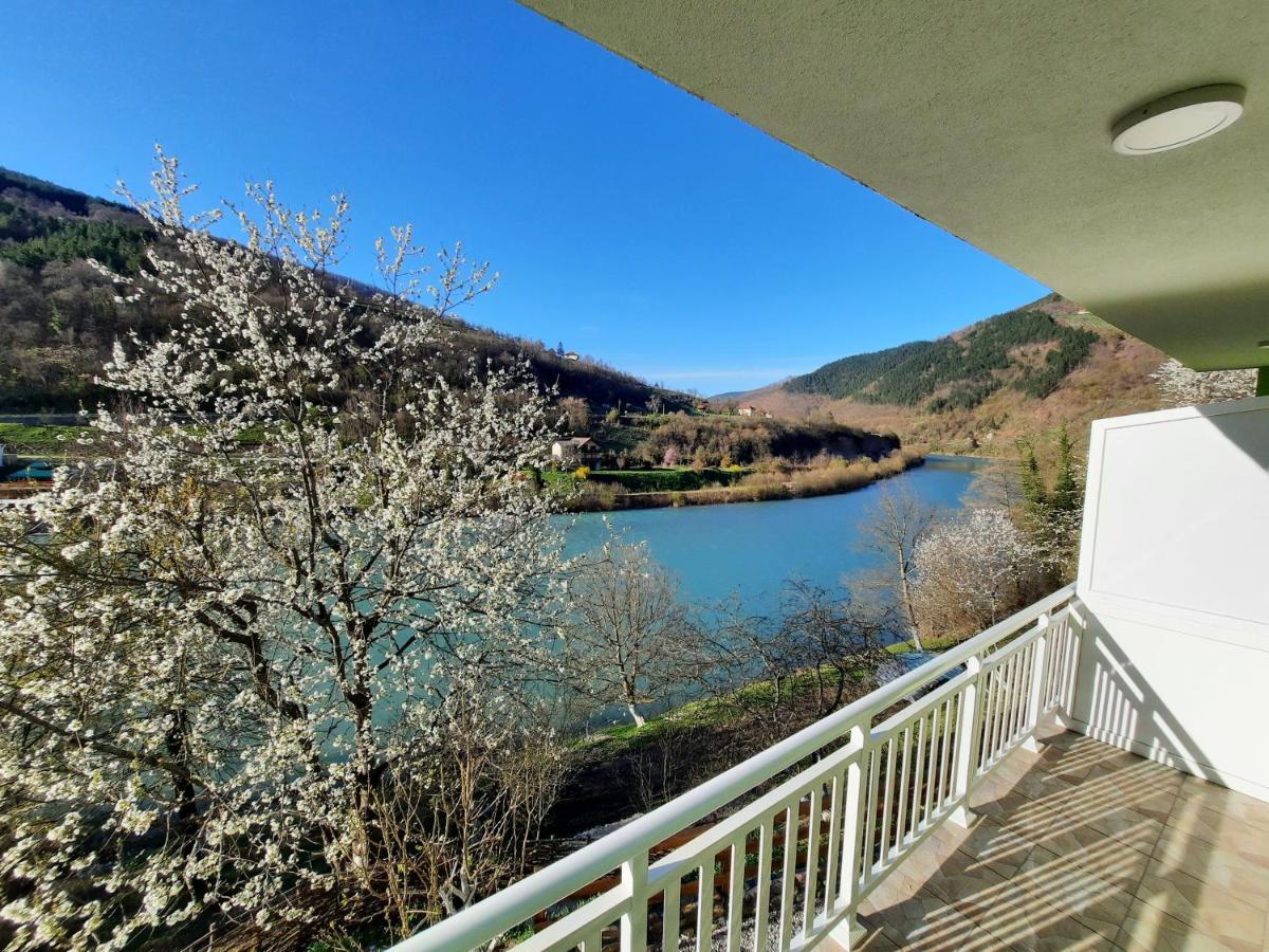 Apartmani Vila Na Drini Фоча Екстер'єр фото