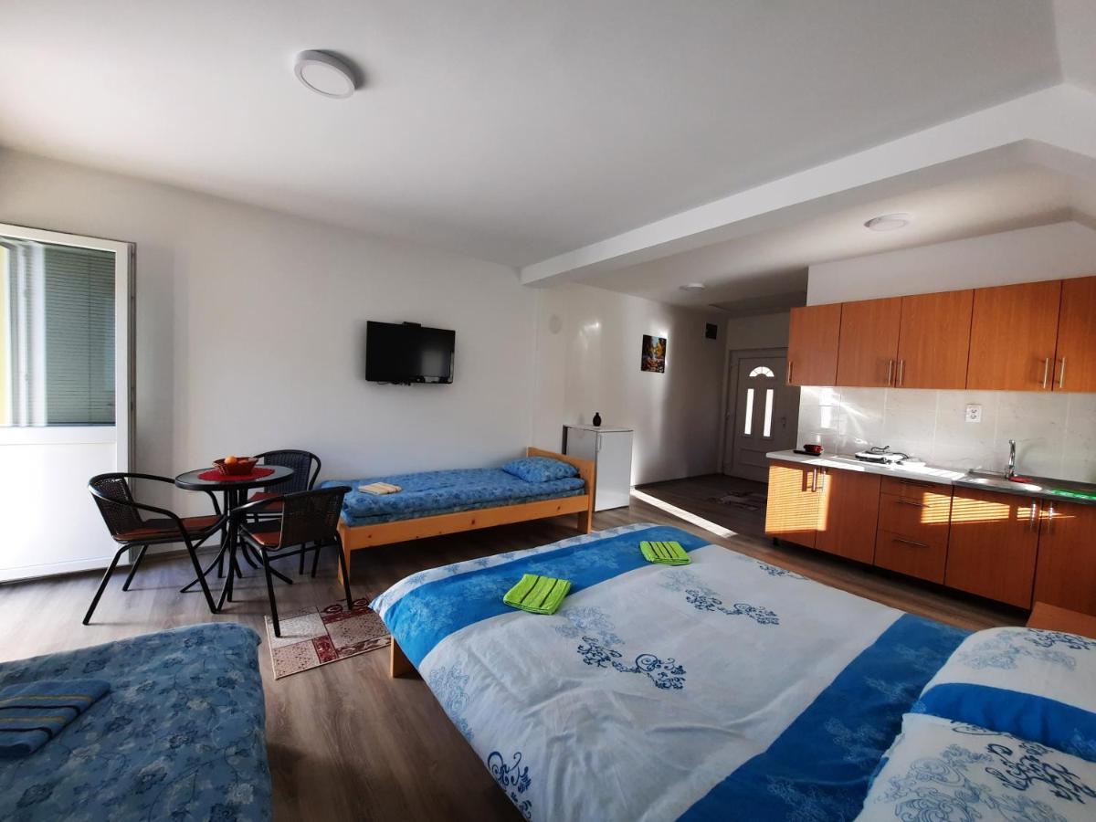 Apartmani Vila Na Drini Фоча Екстер'єр фото