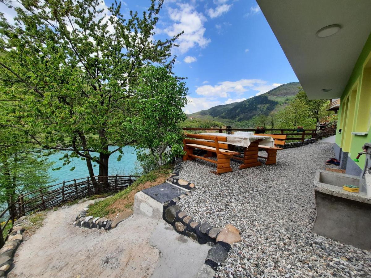 Apartmani Vila Na Drini Фоча Екстер'єр фото